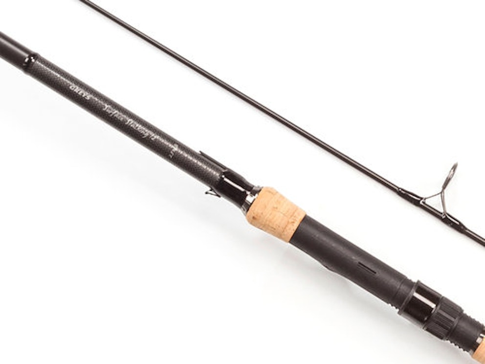 BUYER’S GUIDE TO THE BEST FLOATER FISHING RODS FOR CARP Angling Times